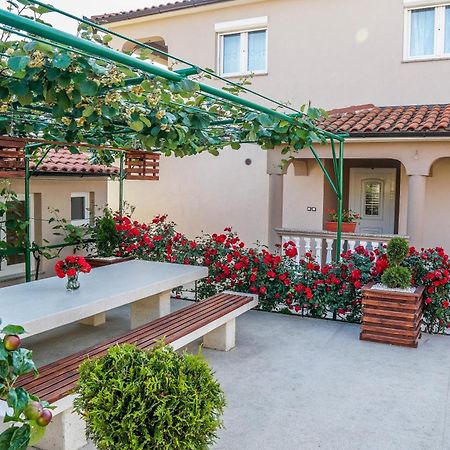 PUY Apartment Suncica מראה חיצוני תמונה