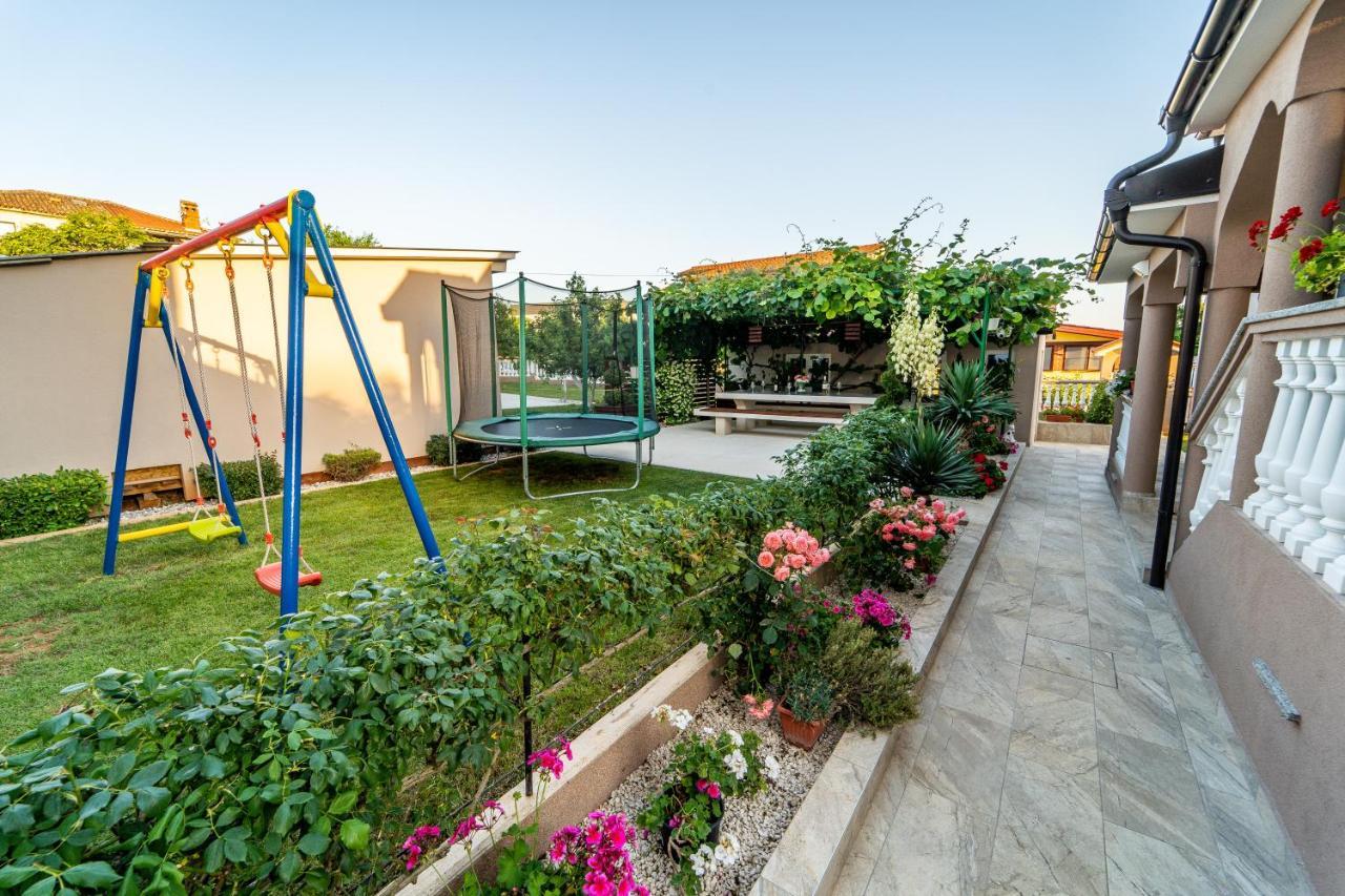 PUY Apartment Suncica מראה חיצוני תמונה