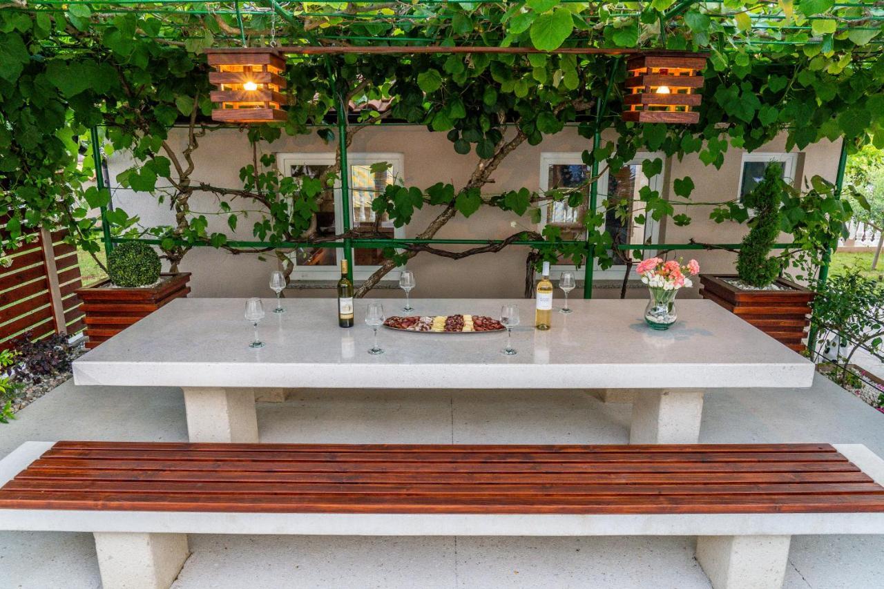 PUY Apartment Suncica מראה חיצוני תמונה