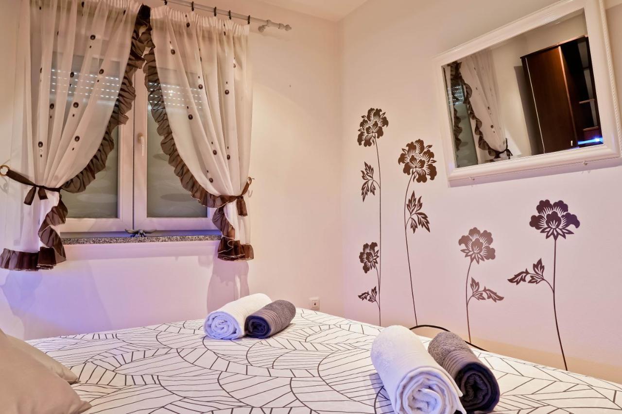 PUY Apartment Suncica מראה חיצוני תמונה