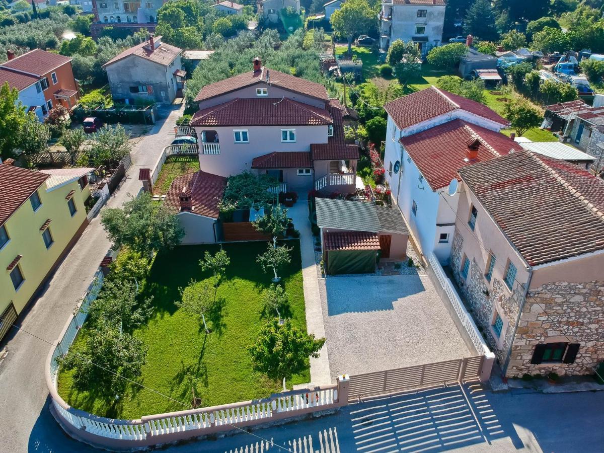PUY Apartment Suncica מראה חיצוני תמונה